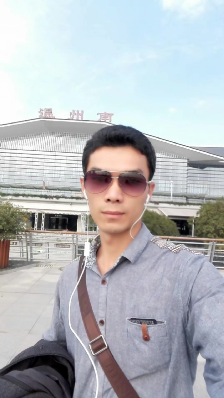 错把真心喂了狗的第三张照片--沙县相亲网